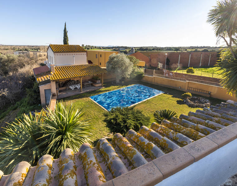 Près de Peralada, Maison à vendre avec vue panoramique