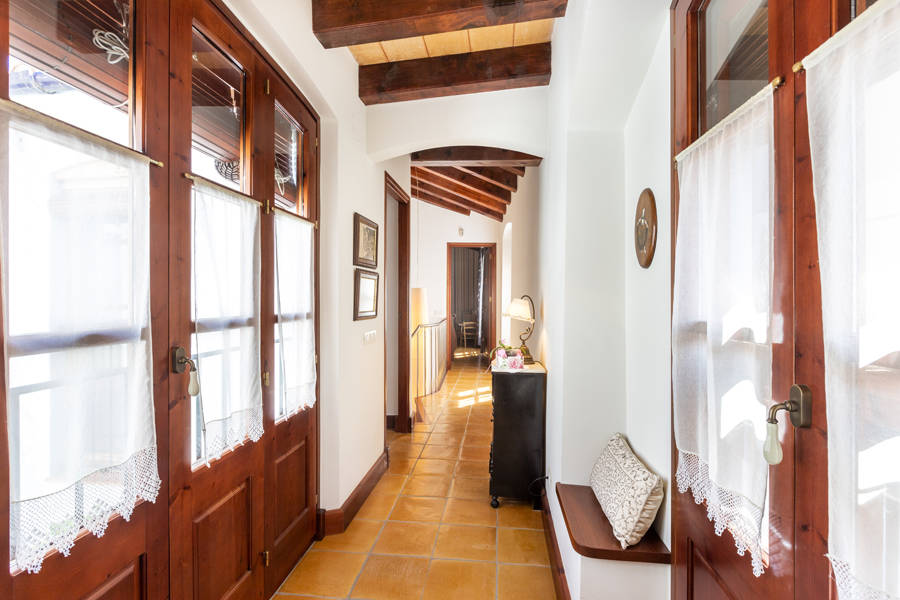 Manor house for sale in the center of Castello de Empuries