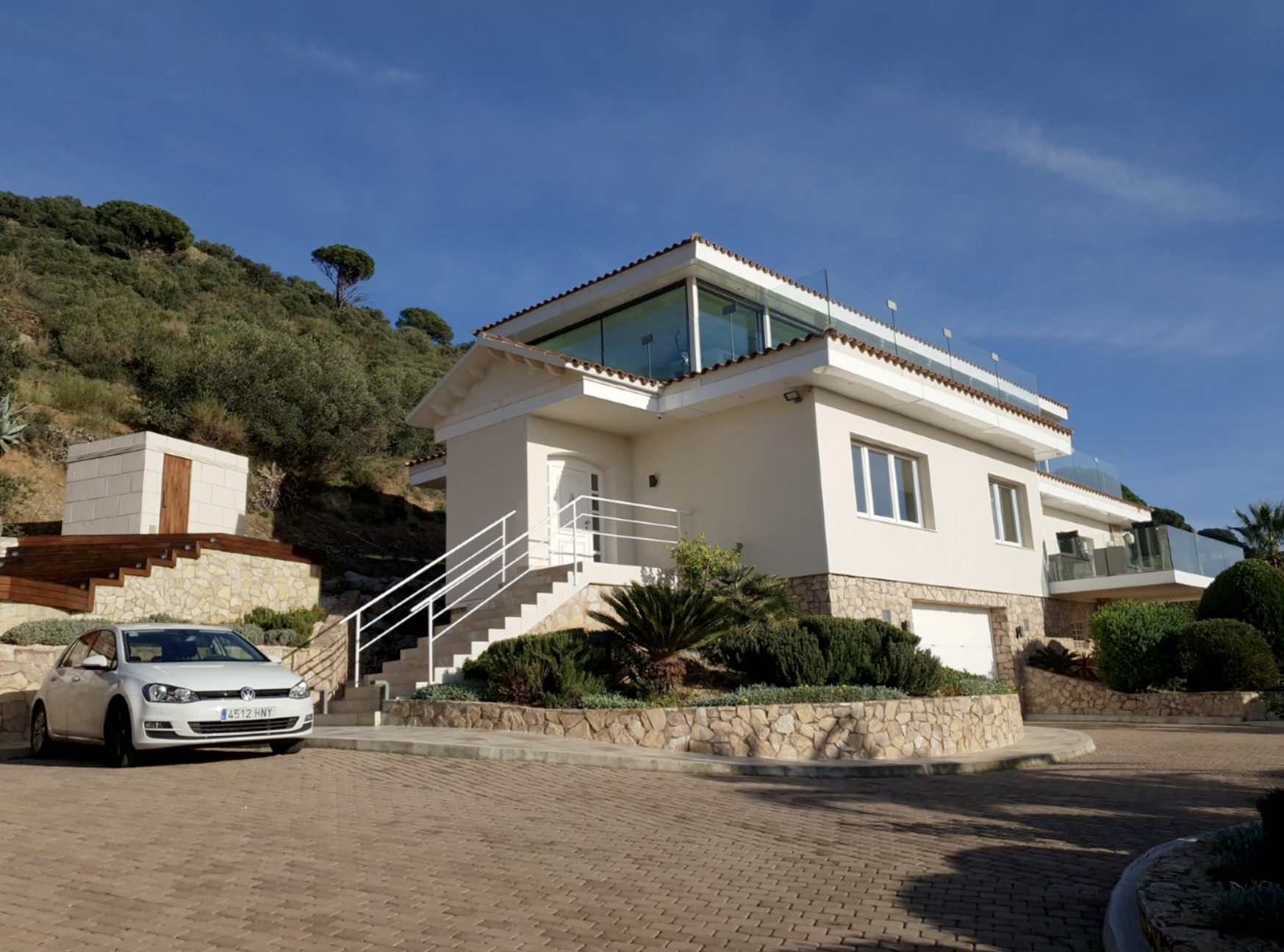 Wunderschönes Villa mit fabelhaftem Panoramablick über die Bucht von Roses und das Empordà