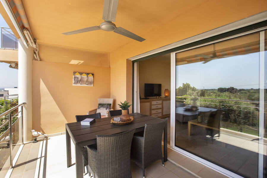 Fantastische Maisonette-Wohnung mit Blick über die Bucht von Roses zu verkaufen