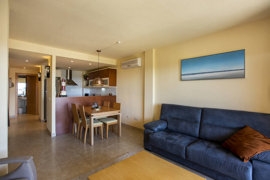 Fantastisch duplex appartement te koop met uitzicht over de baai van Roses