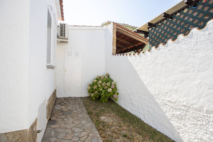 Casa de una sola planta a 700m de la playa