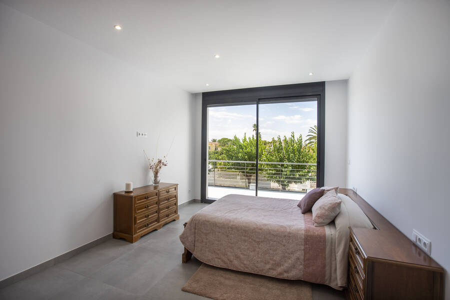 Fantastique villa à vendre dans un quartier exclusif d'Empuriabrava