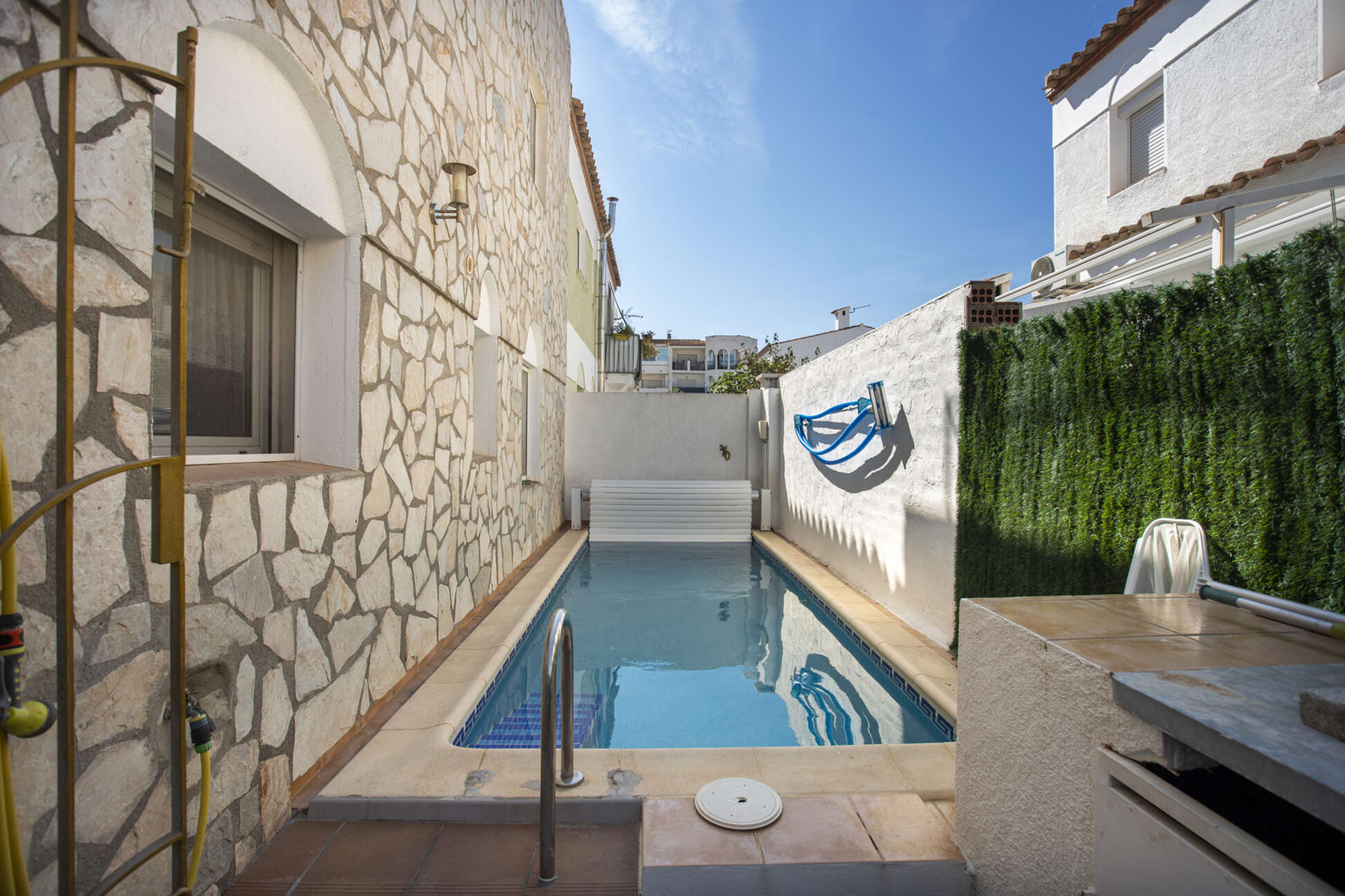 Haus in See Sant Maurici mit Bootliegeplatz und Pool