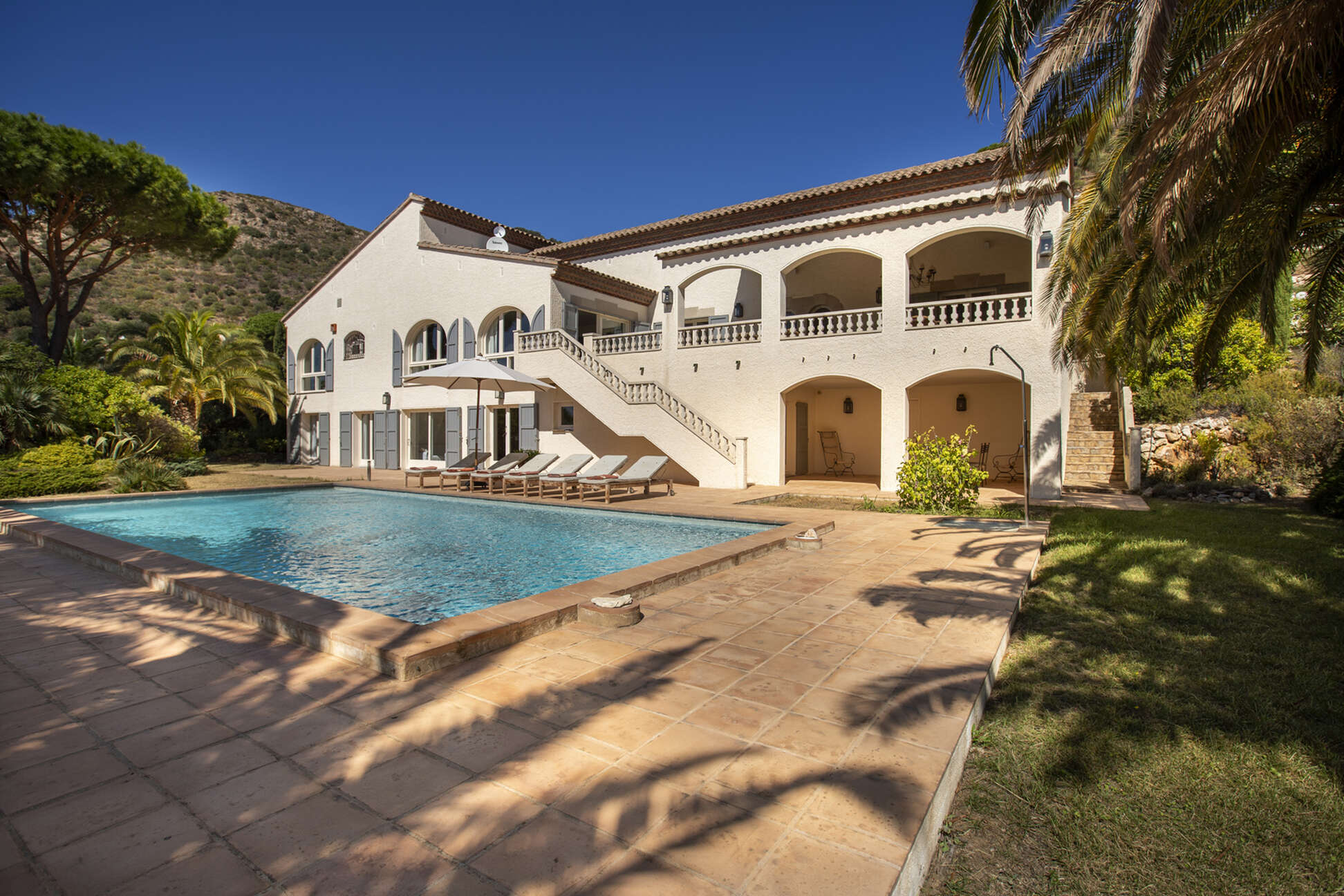 Wunderschön gelegene Villa in den Bergen von Els Olivars