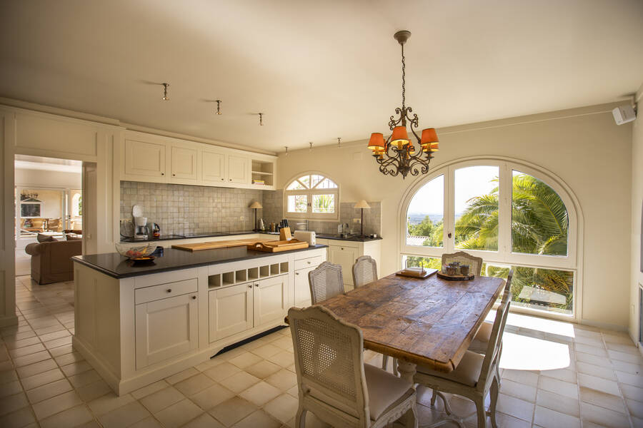 Beautifully located villa in the mountains of Els Olivars