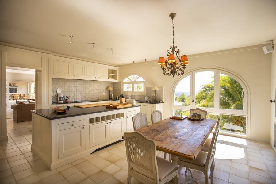 Beautifully located villa in the mountains of Els Olivars