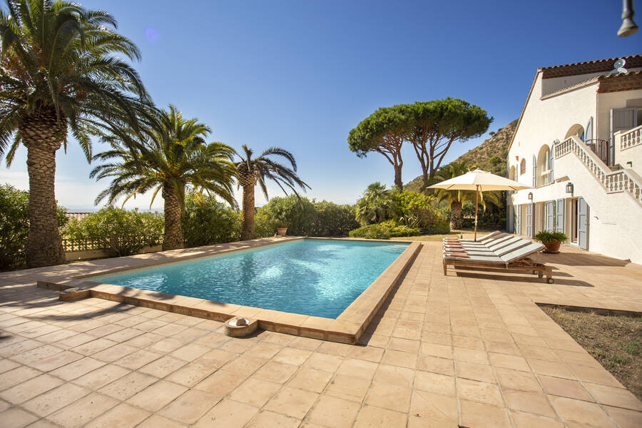 Beautifully located villa in the mountains of Els Olivars
