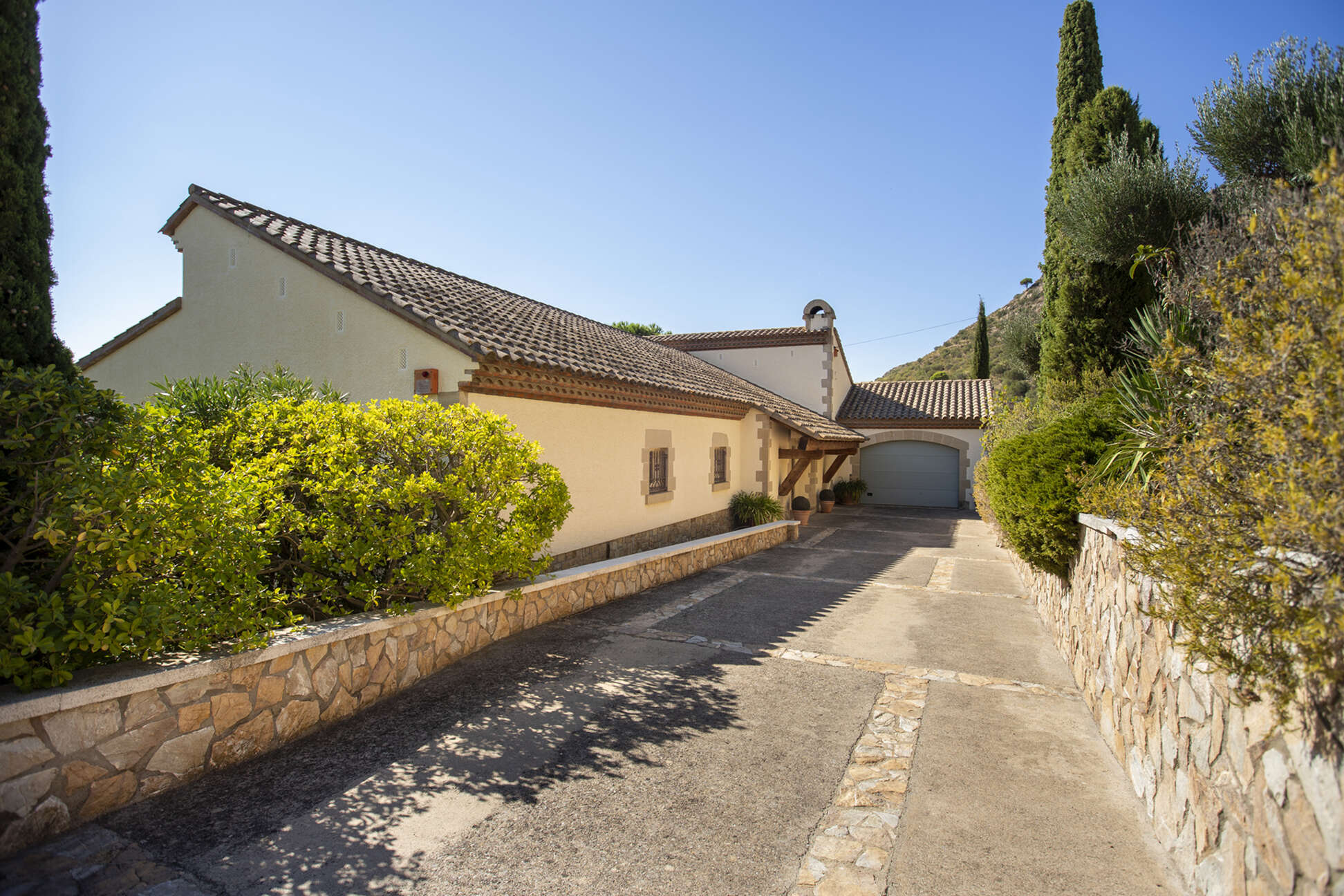 Beautifully located villa in the mountains of Els Olivars
