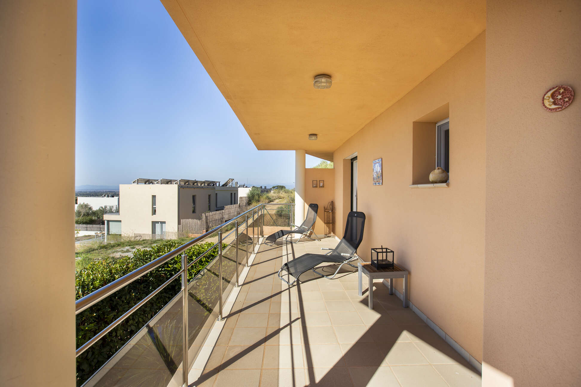 Exklusives Duplex-Penthouse mit Gemeinschaftspool in Palau Saverdera zu verkaufen