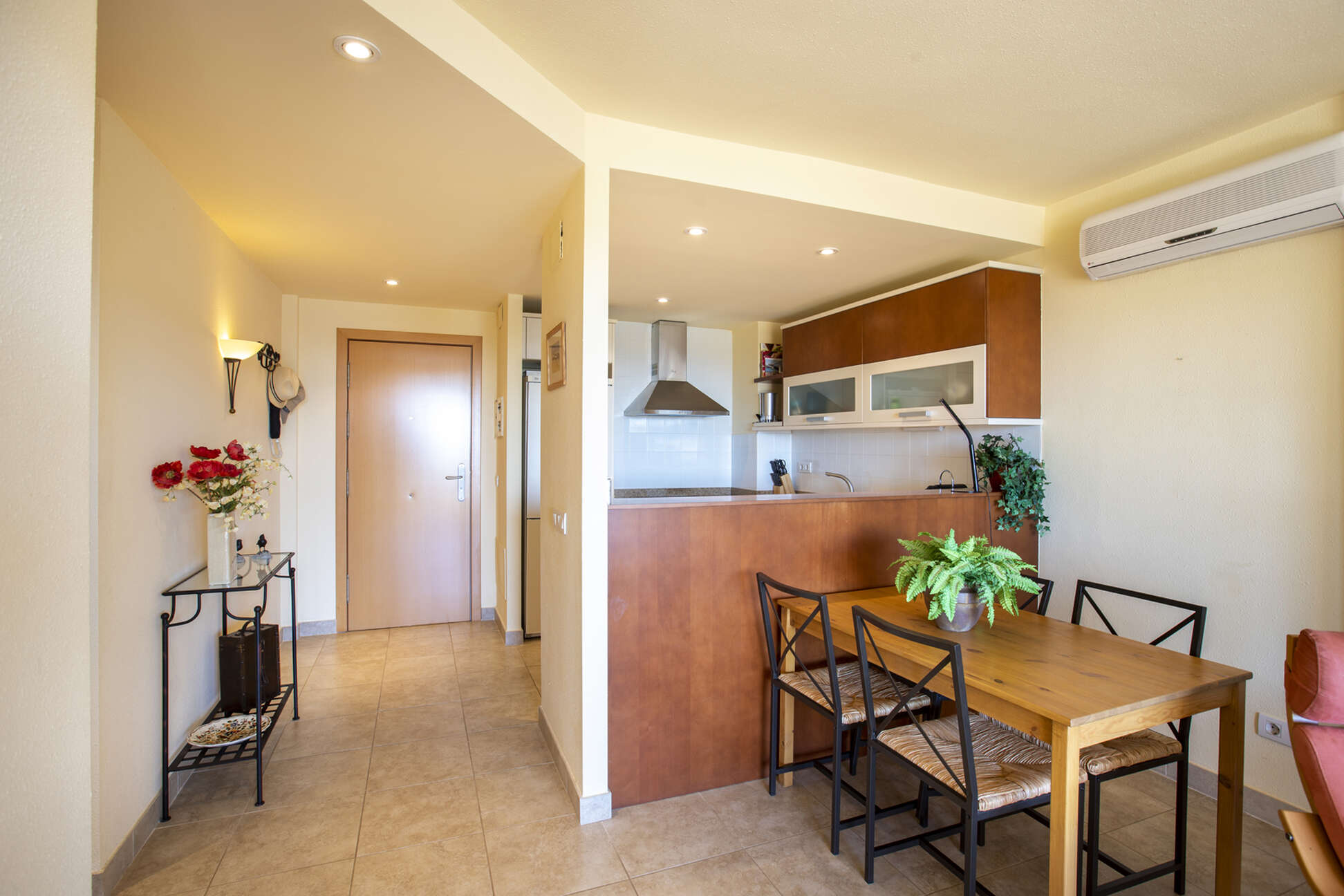 Exklusives Duplex-Penthouse mit Gemeinschaftspool in Palau Saverdera zu verkaufen