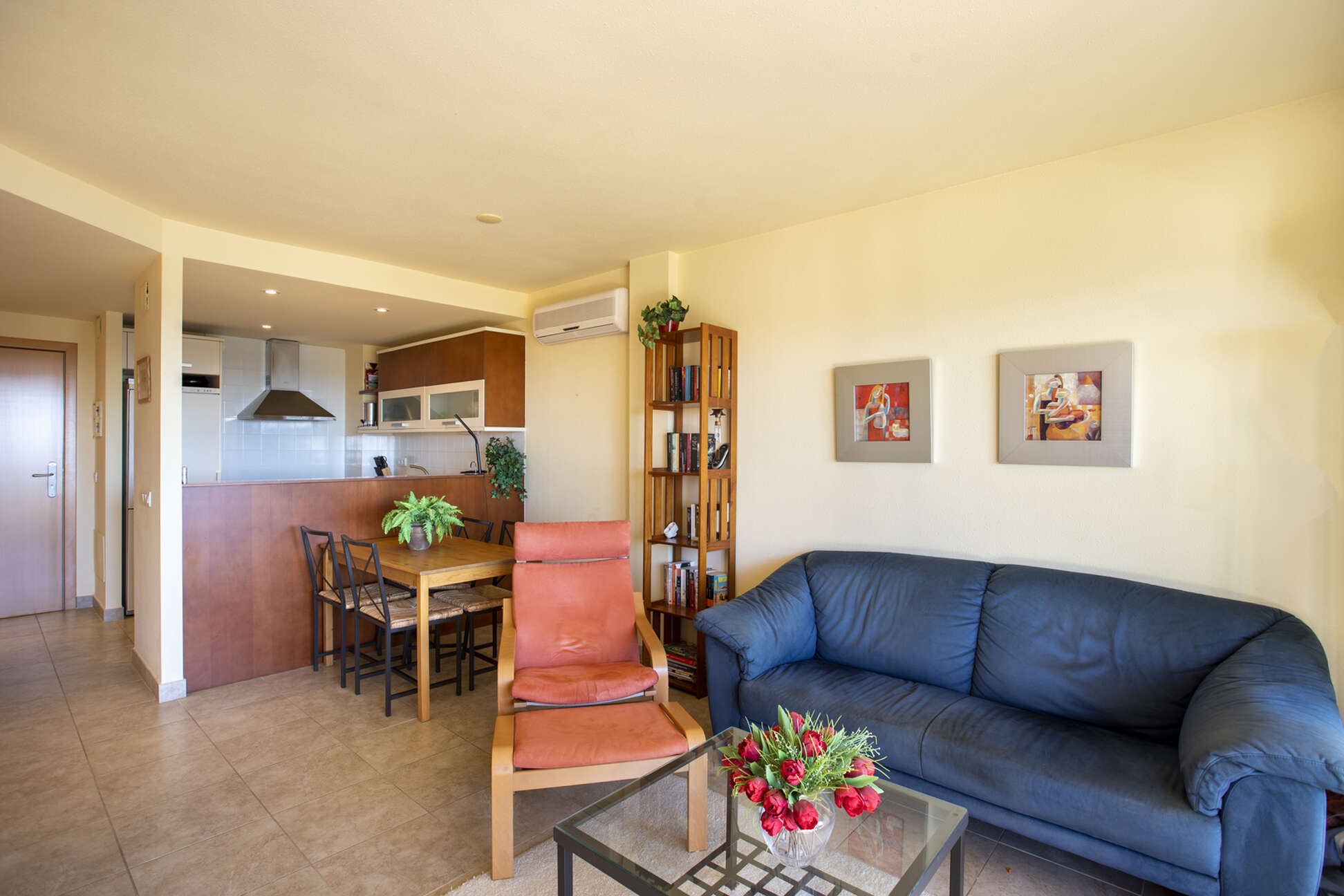 Exklusives Duplex-Penthouse mit Gemeinschaftspool in Palau Saverdera zu verkaufen