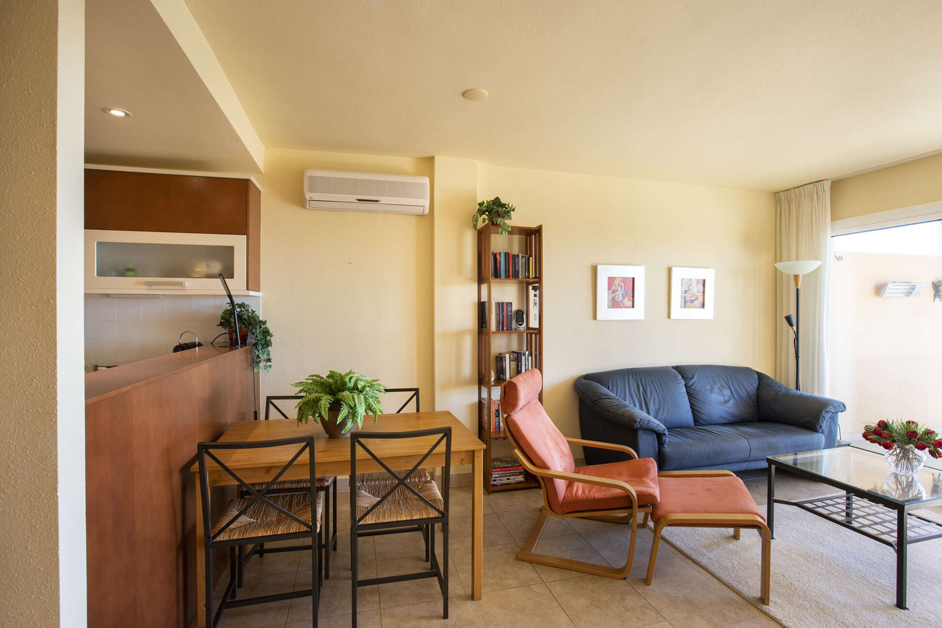 Exklusives Duplex-Penthouse mit Gemeinschaftspool in Palau Saverdera zu verkaufen