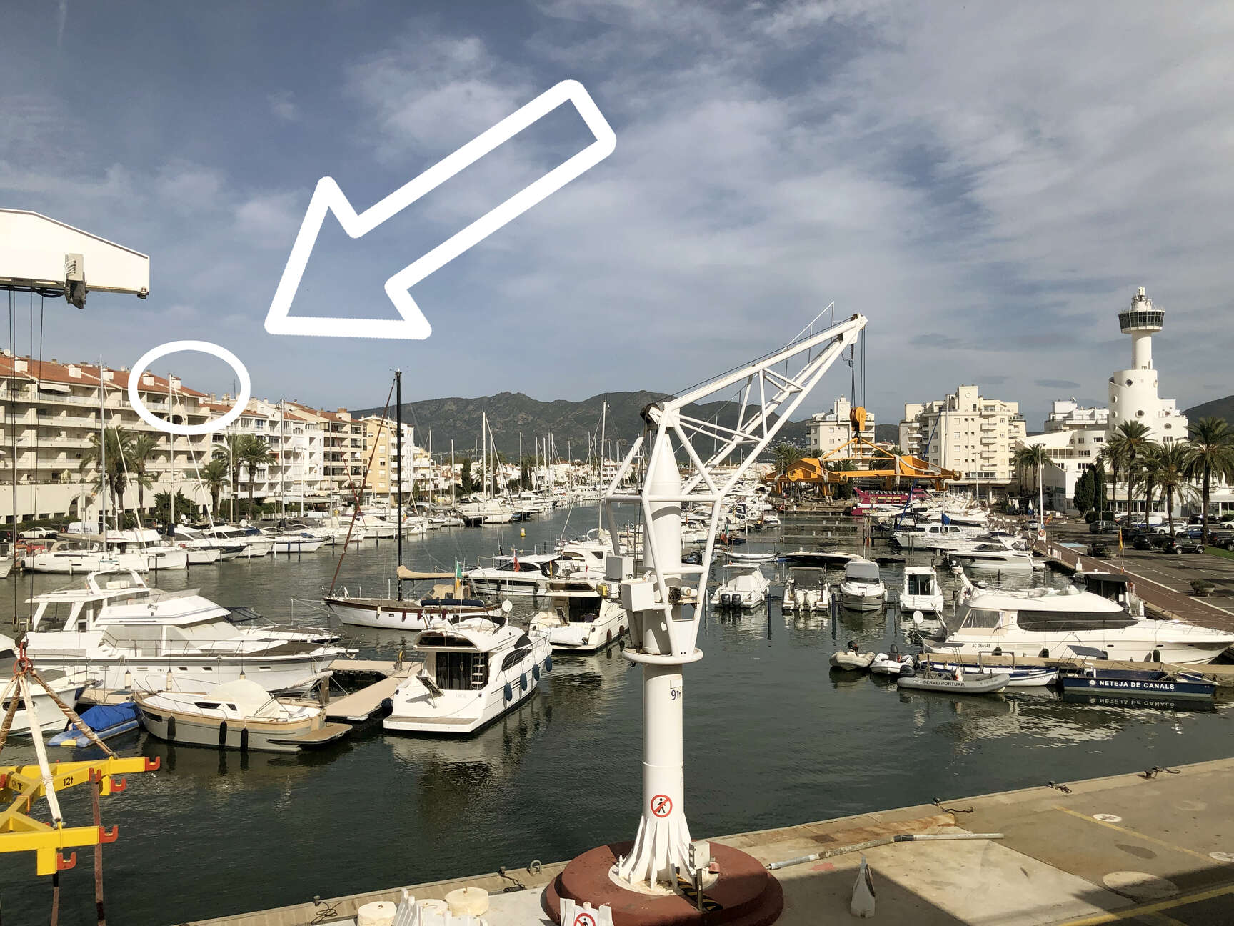 Fantástico atico espacioso con vista al mar en el puerto de Empuriabrava