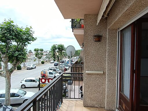 Wonderful apartment in a quiet area with a balcony