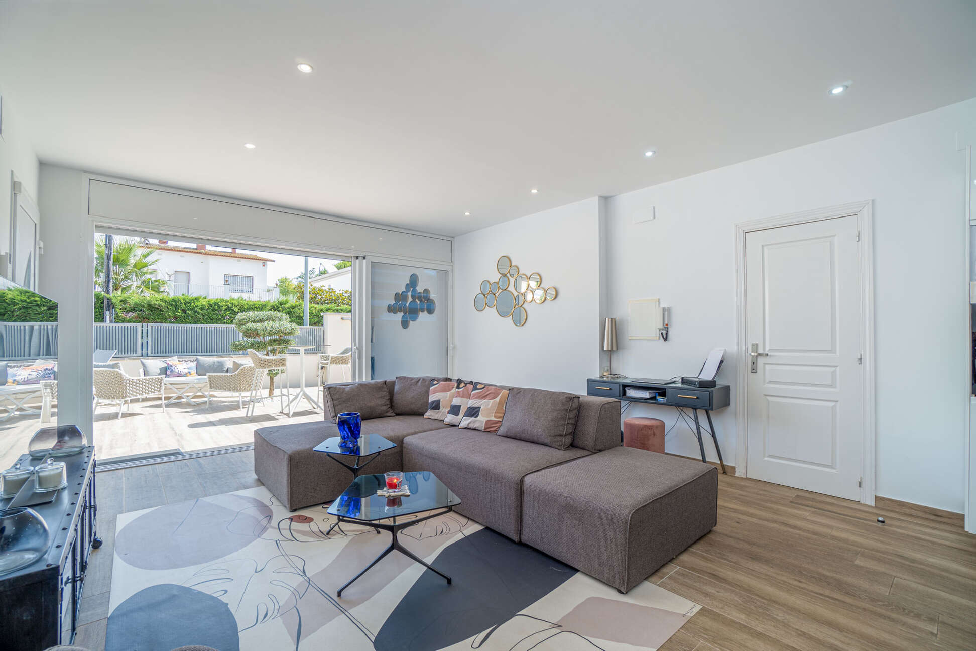 Oportunidad: Casa de planta baja con piscina en venta