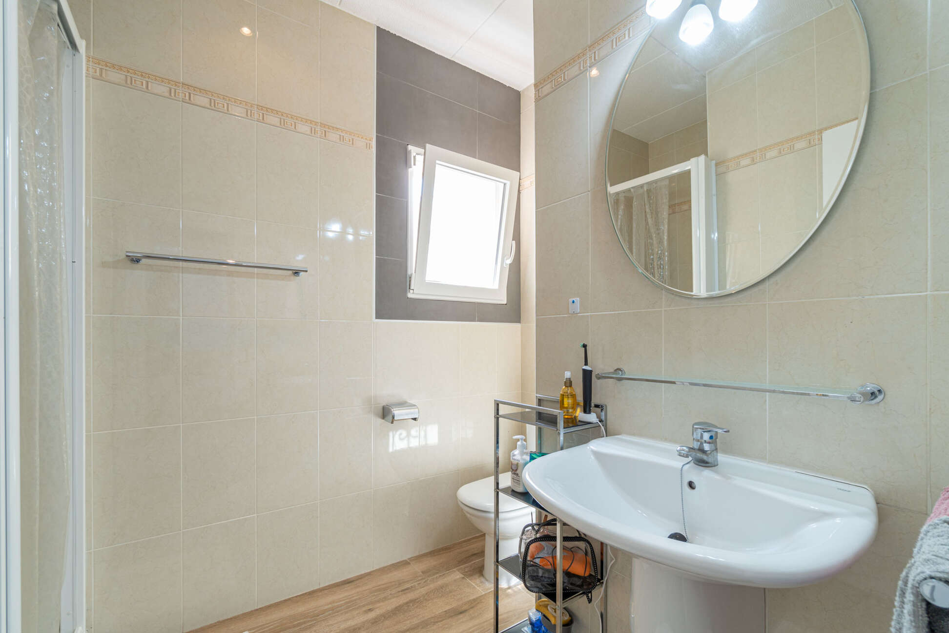 Oportunidad: Casa de planta baja con piscina en venta