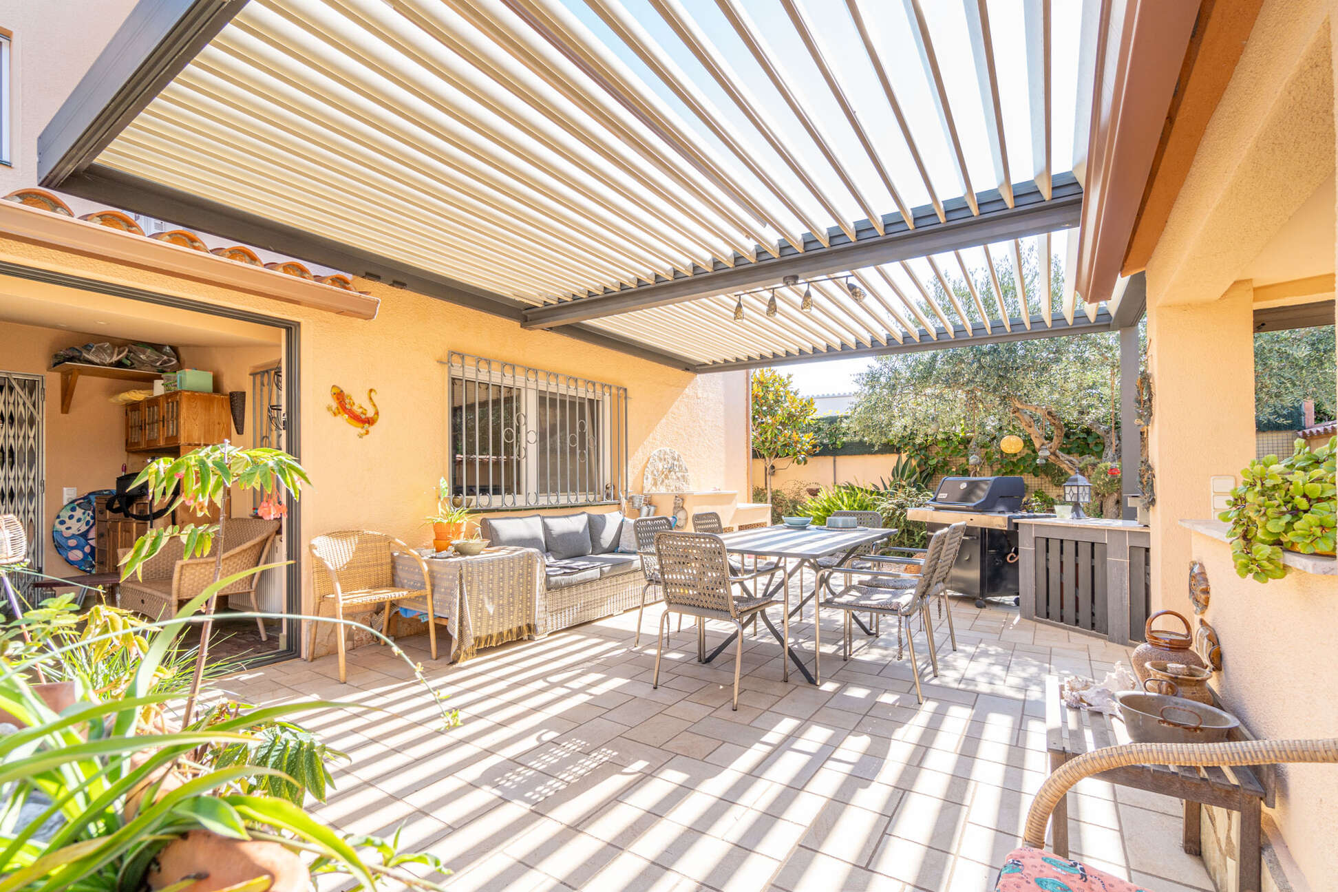 Maison avec 4 chambres, piscine et proche de la plage