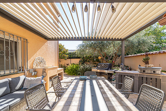 Maison avec 4 chambres, piscine et proche de la plage