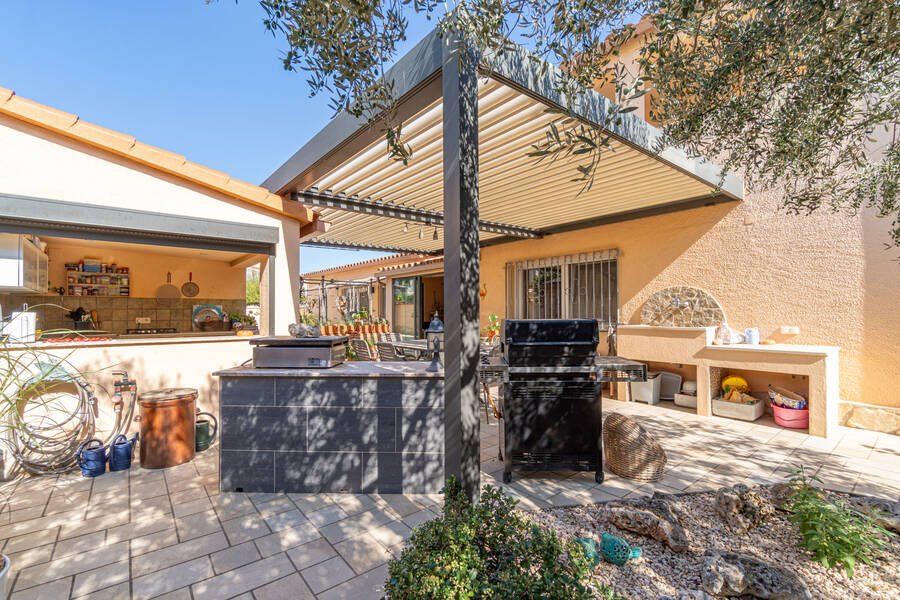 Maison avec 4 chambres, piscine et proche de la plage