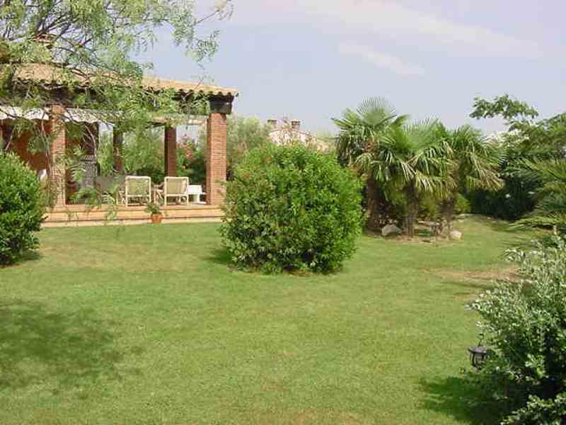 Peralada, luxurious house for sale with pool and garden
