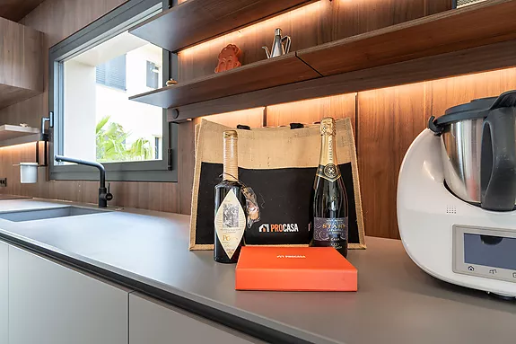 Spectacular design house in Empuriabrava.