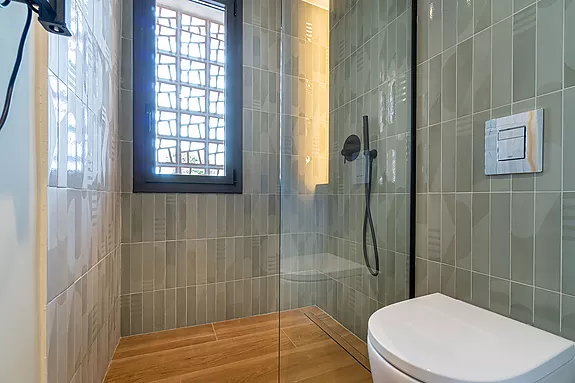 Spectacular design house in Empuriabrava.