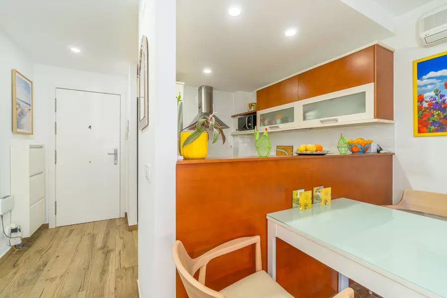 Exklusive Wohnung mit großer privater Terrasse im Herzen der Costa Brava