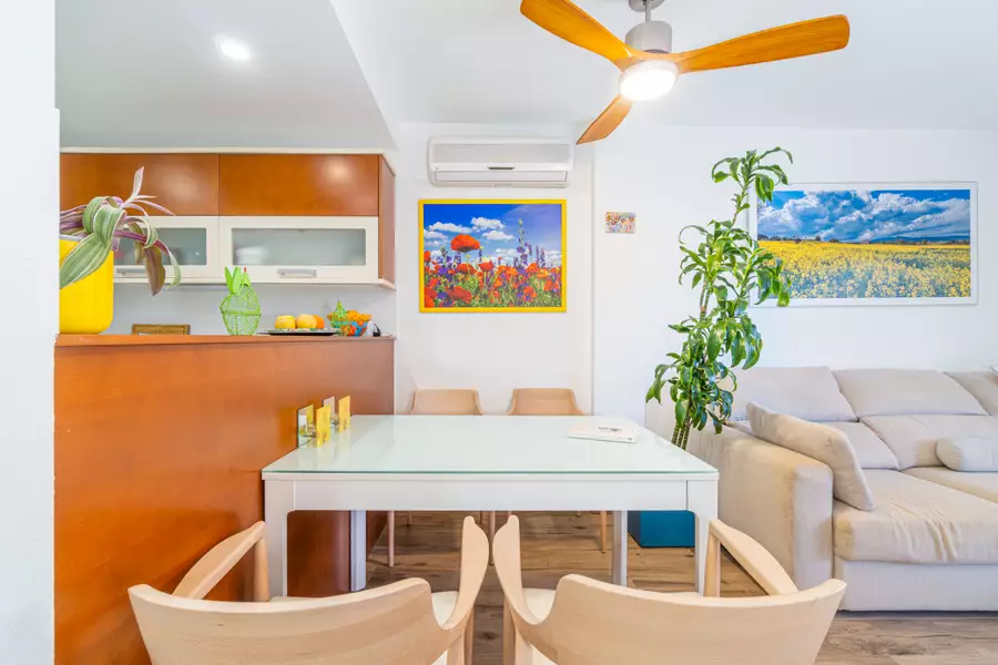 Exklusive Wohnung mit großer privater Terrasse im Herzen der Costa Brava