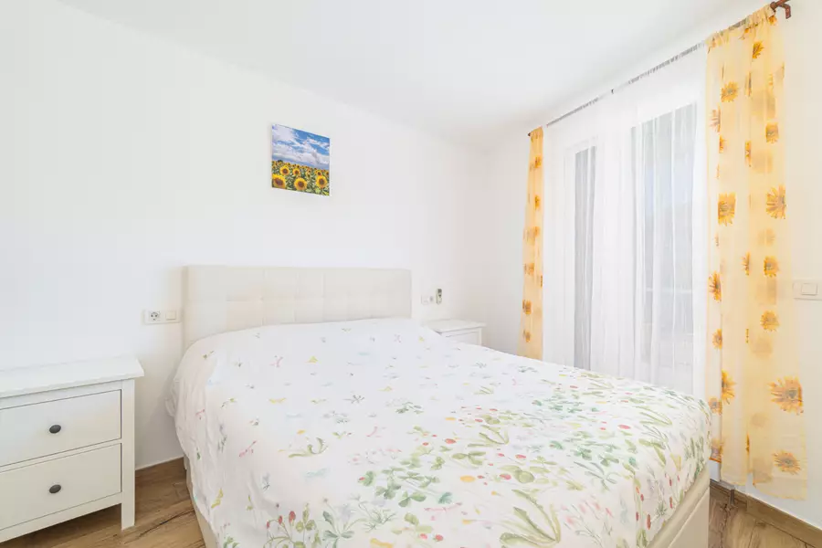Exklusive Wohnung mit großer privater Terrasse im Herzen der Costa Brava