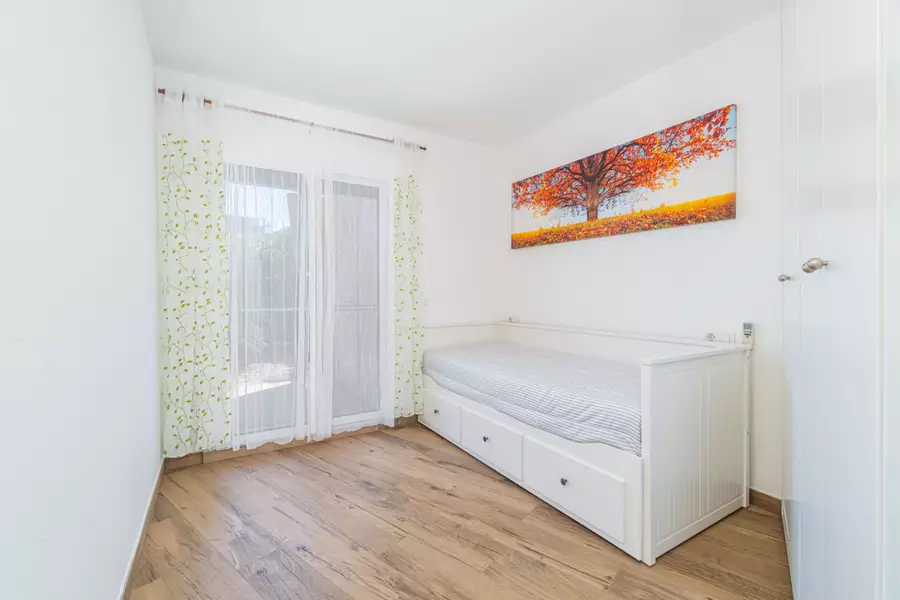 Exklusive Wohnung mit großer privater Terrasse im Herzen der Costa Brava