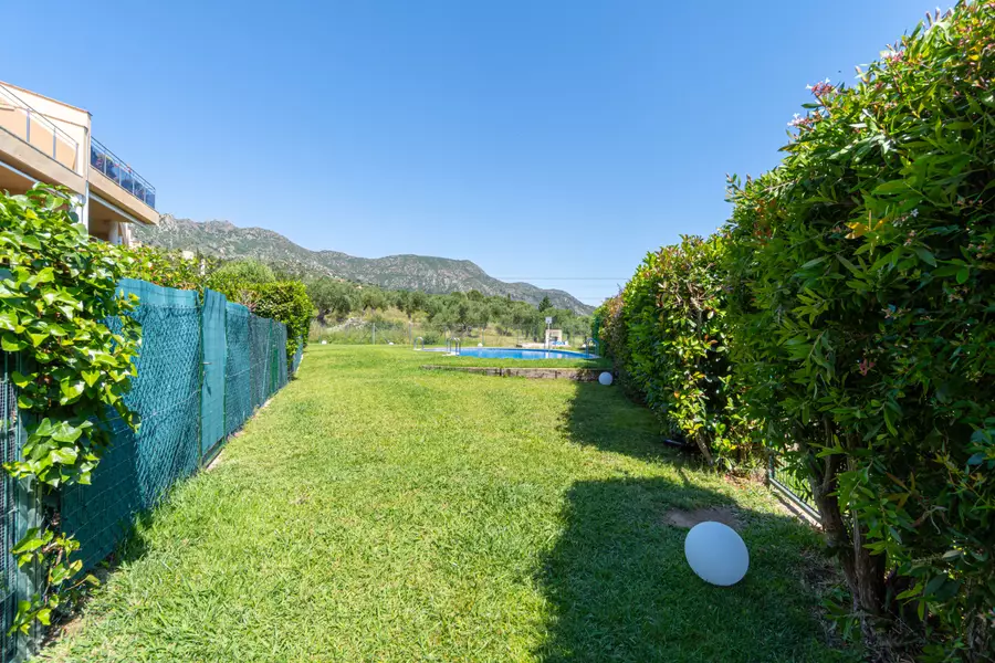 Exklusive Wohnung mit großer privater Terrasse im Herzen der Costa Brava