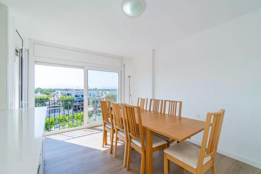 Renovierte Wohnung mit Panoramablick und großer Sonnenterrasse in Gran Reserva