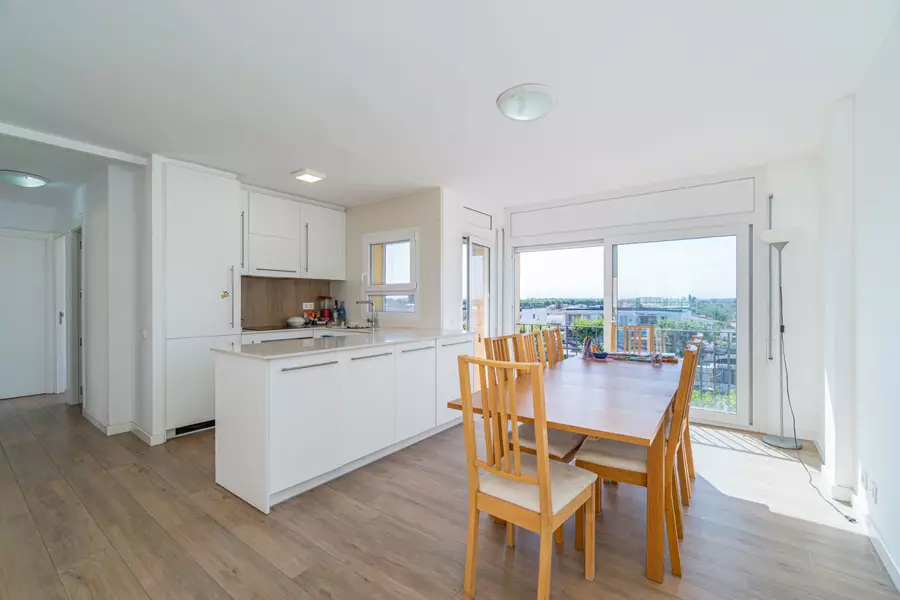 Renovierte Wohnung mit Panoramablick und großer Sonnenterrasse in Gran Reserva