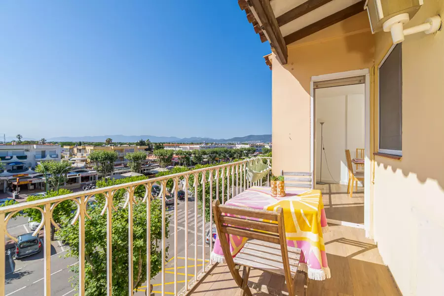 Renovierte Wohnung mit Panoramablick und großer Sonnenterrasse in Gran Reserva