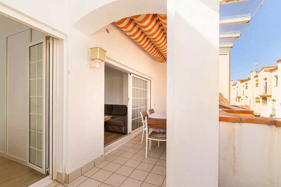 Renovierte Wohnung mit Panoramablick und großer Sonnenterrasse in Gran Reserva