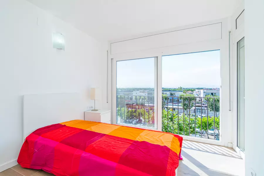 Renovierte Wohnung mit Panoramablick und großer Sonnenterrasse in Gran Reserva