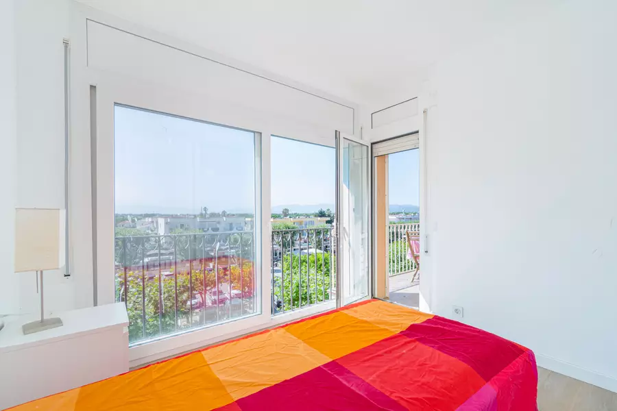 Renovierte Wohnung mit Panoramablick und großer Sonnenterrasse in Gran Reserva