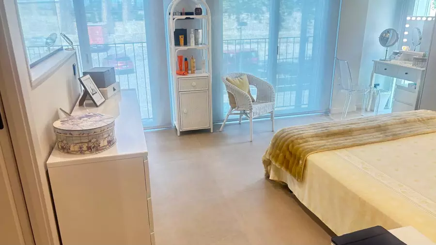 Elegant appartement met prachtig uitzicht op de Citadel en de zee in Roses