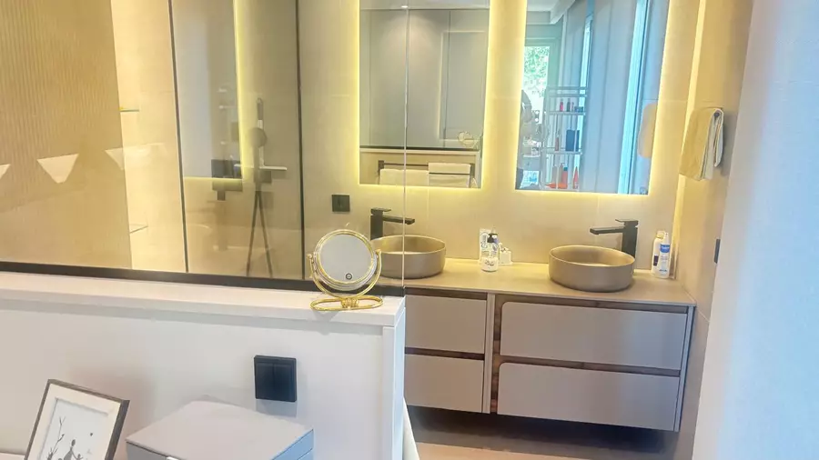 Elegant appartement met prachtig uitzicht op de Citadel en de zee in Roses