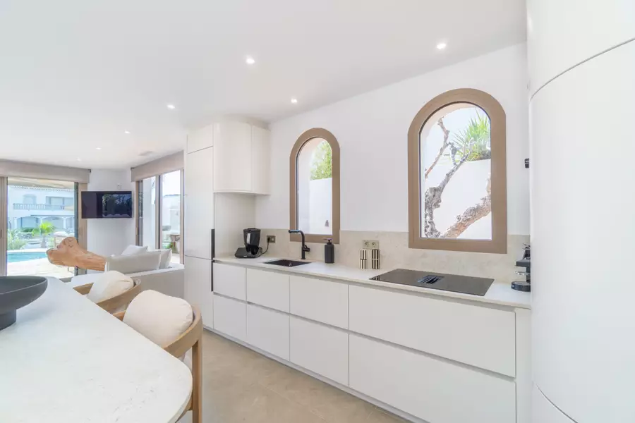 En venda, exclusiva casa dissenyada per arquitecte, canal Segre