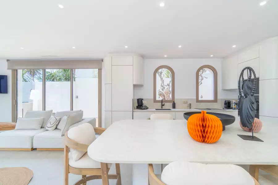 En venda, exclusiva casa dissenyada per arquitecte, canal Segre