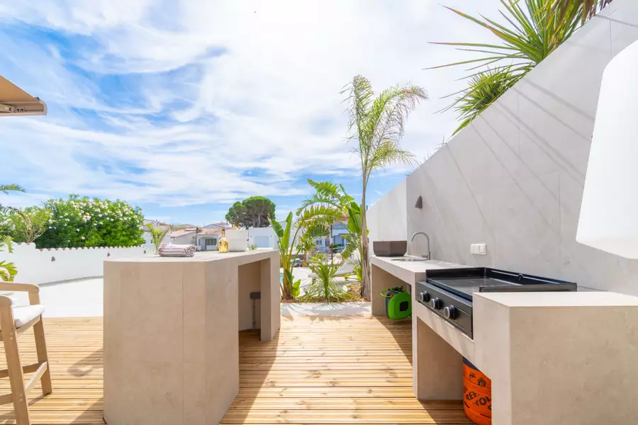 En venda, exclusiva casa dissenyada per arquitecte, canal Segre