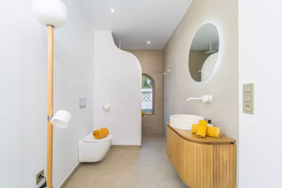 En venda, exclusiva casa dissenyada per arquitecte, canal Segre