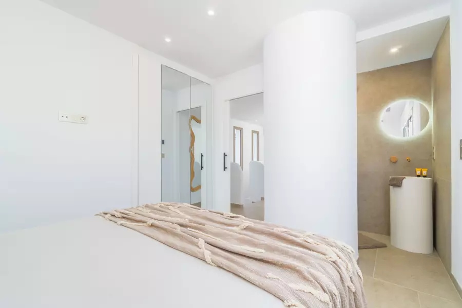 En venda, exclusiva casa dissenyada per arquitecte, canal Segre
