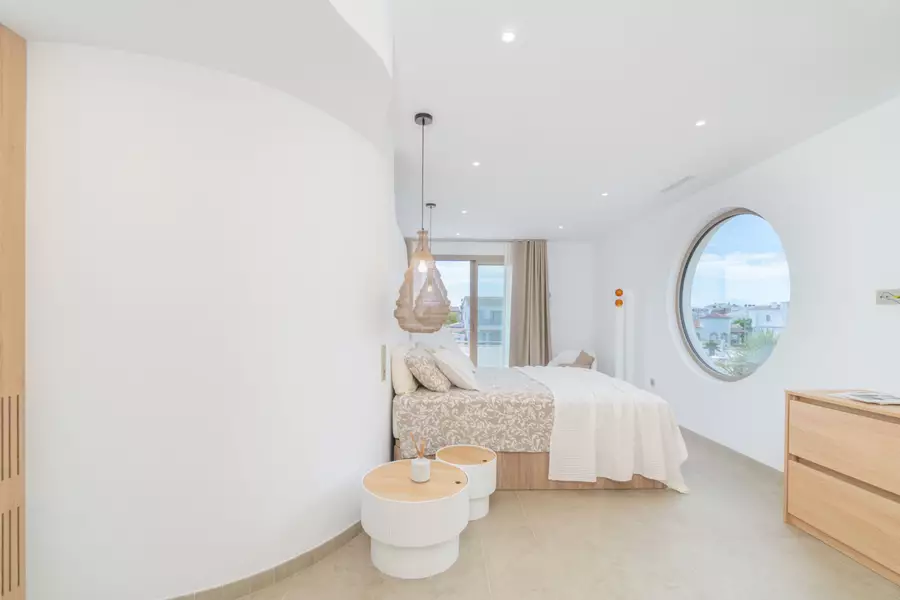 En venda, exclusiva casa dissenyada per arquitecte, canal Segre