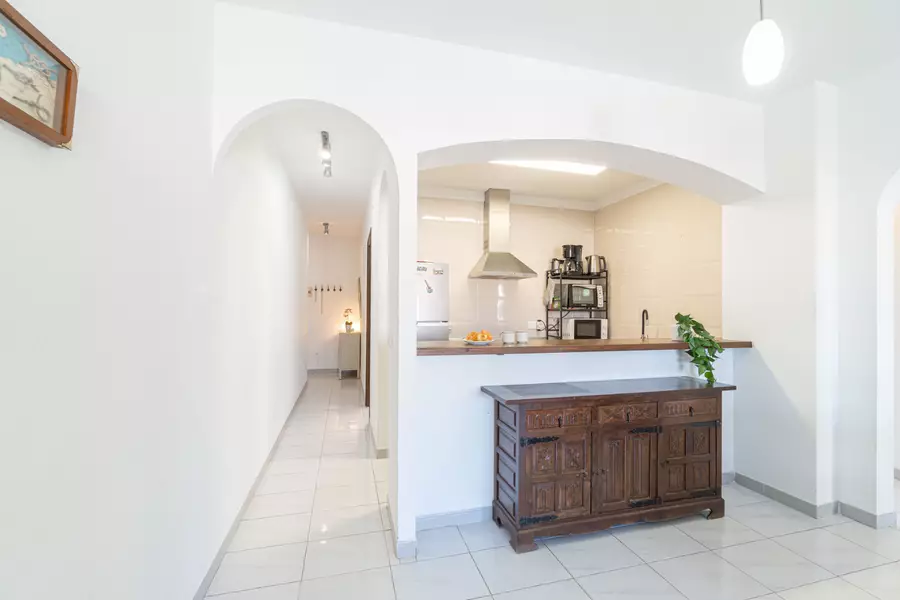 Apartament amb 3 habitacions y llicencia turística.