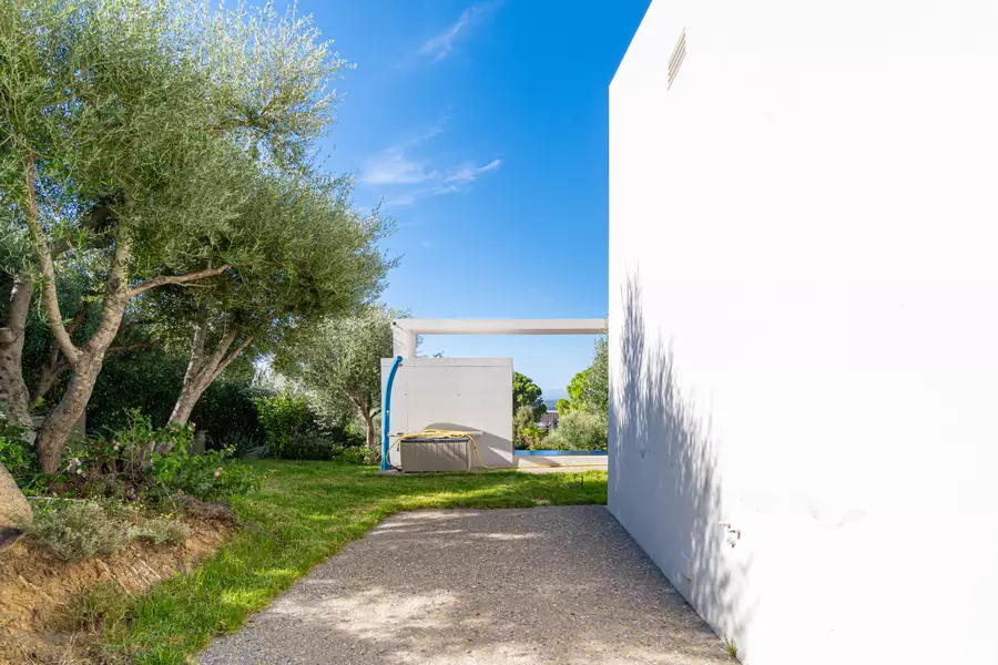Exklusives Haus mit viel Privatsphäre und Panoramablick.