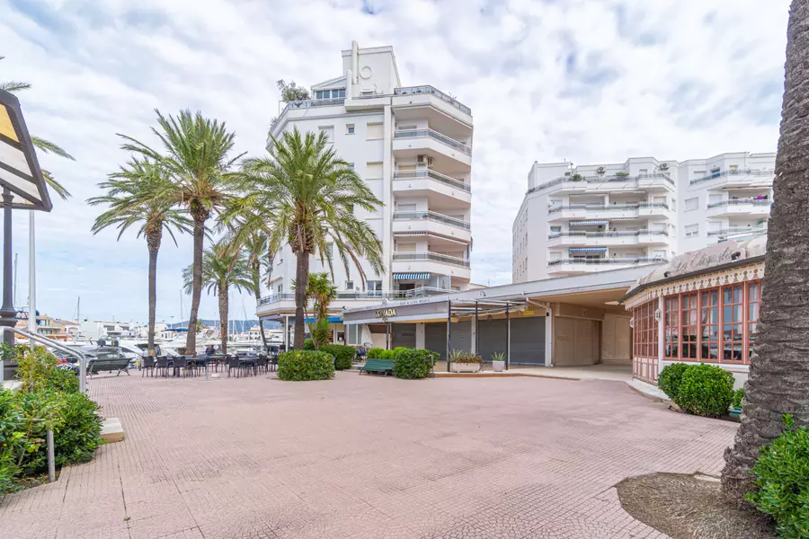 Charming studio with views of the Nautical Club – Empuriabrava